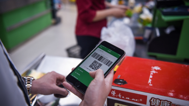 Tencent’s WeChat Pay to accept Visa cards to help foreign tourists survive in cashless China